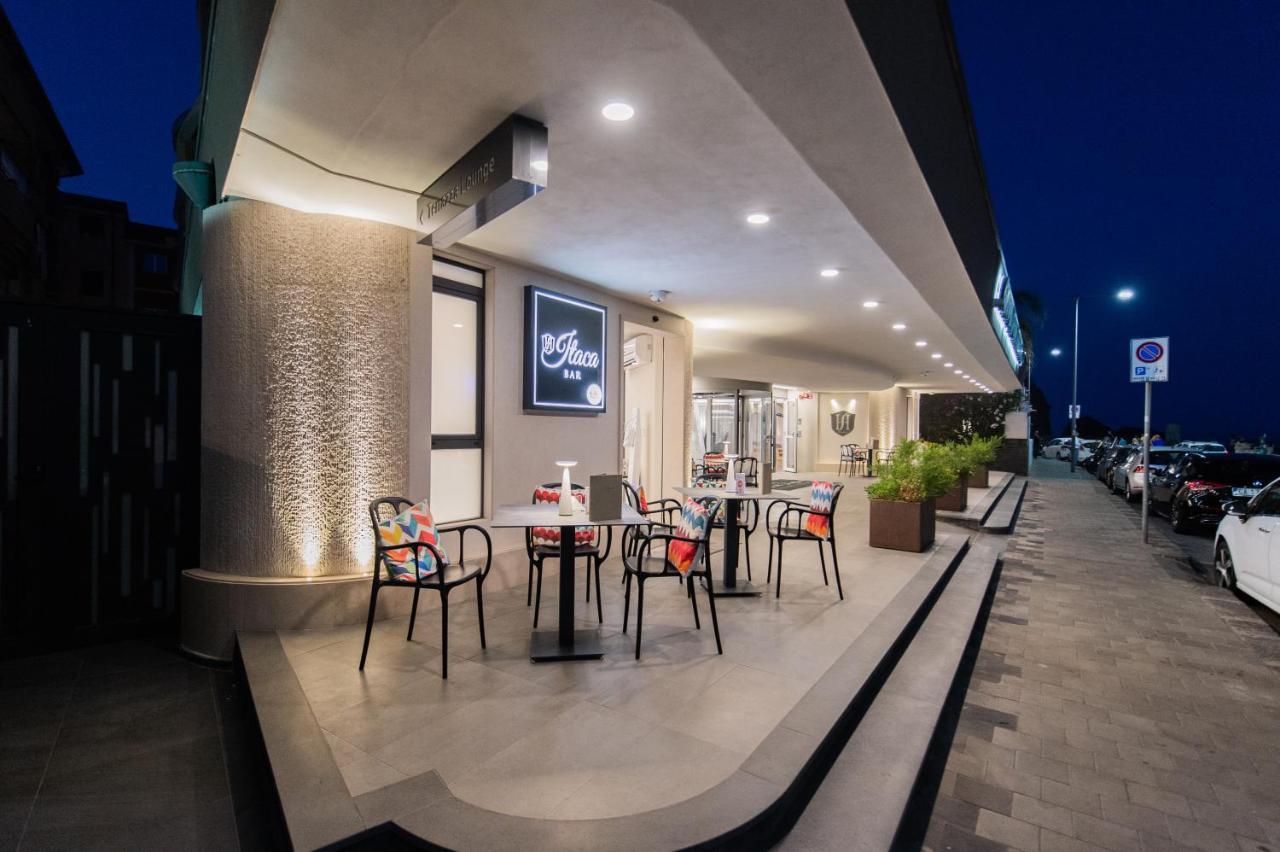 Grand Hotel Faraglioni أكيتْريتْسا المظهر الخارجي الصورة