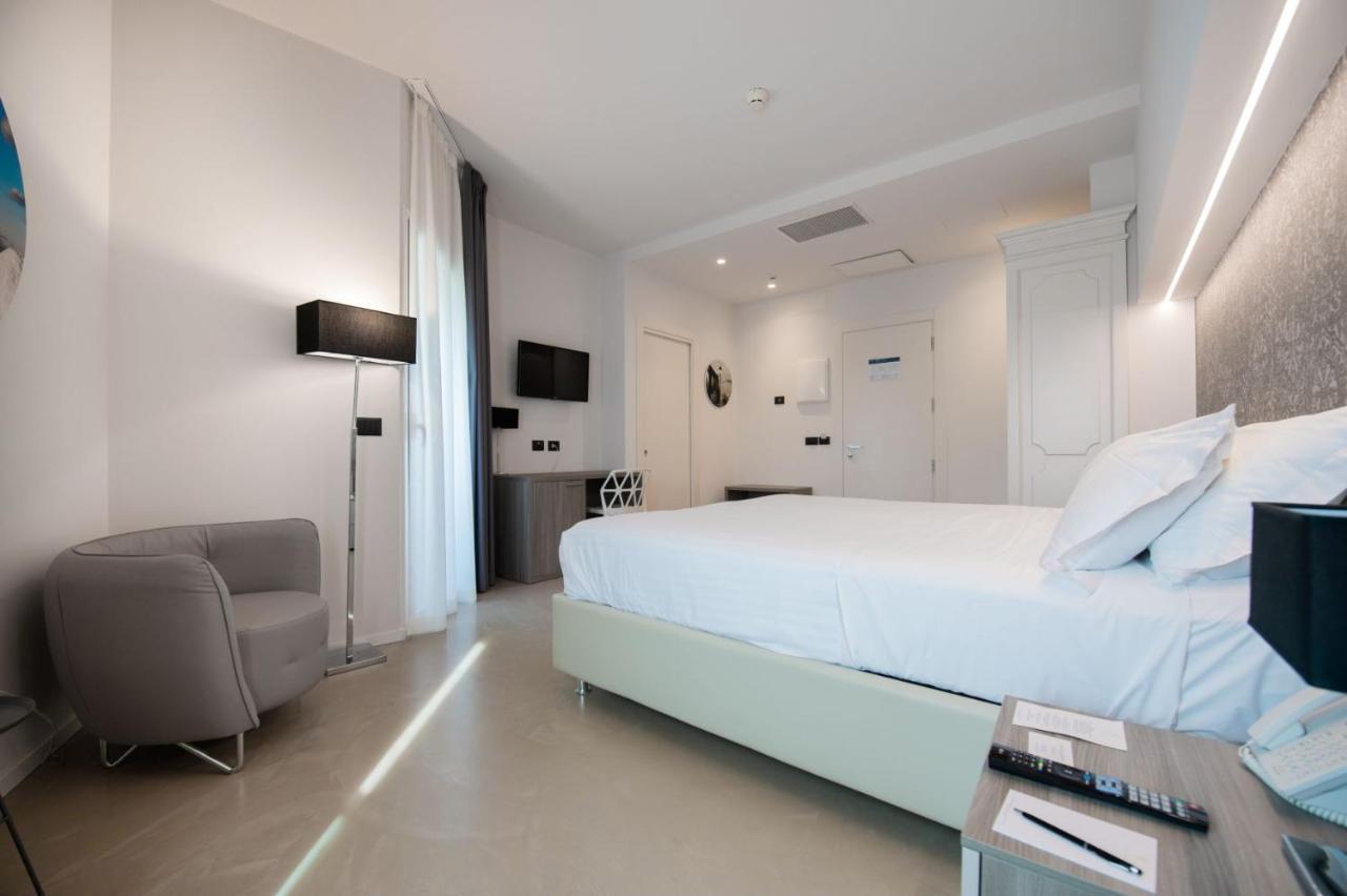 Grand Hotel Faraglioni أكيتْريتْسا المظهر الخارجي الصورة