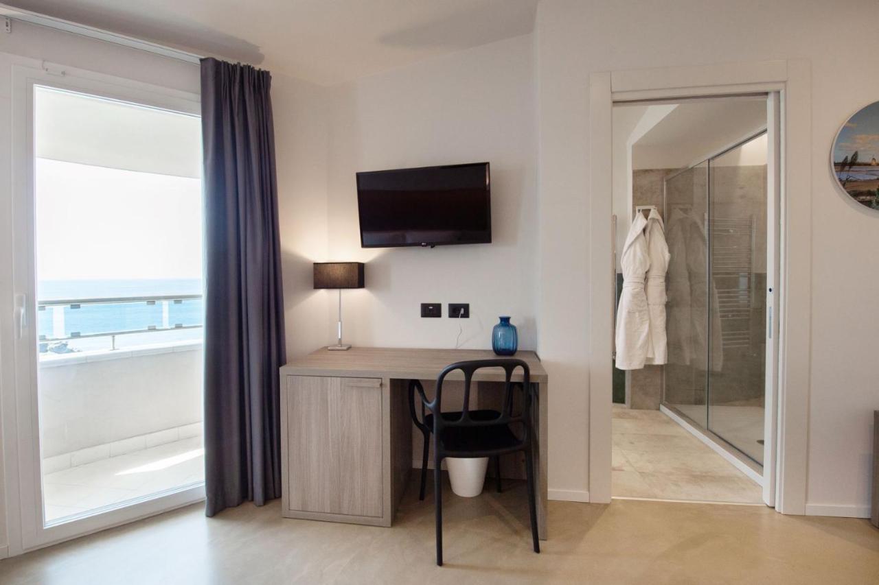 Grand Hotel Faraglioni أكيتْريتْسا المظهر الخارجي الصورة